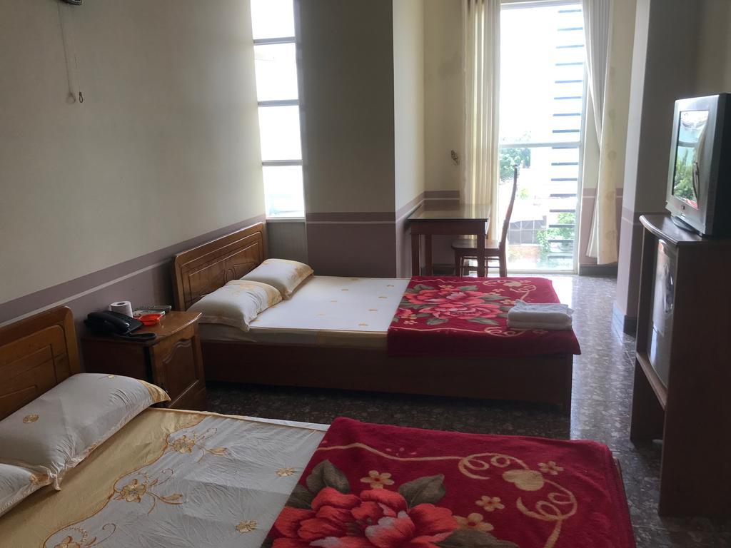 Hotel Kim Hoan Ngoc Pleiku Exterior foto